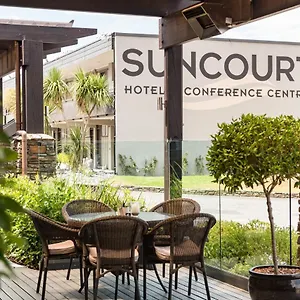 Hotel Suncourt & Conference Centre